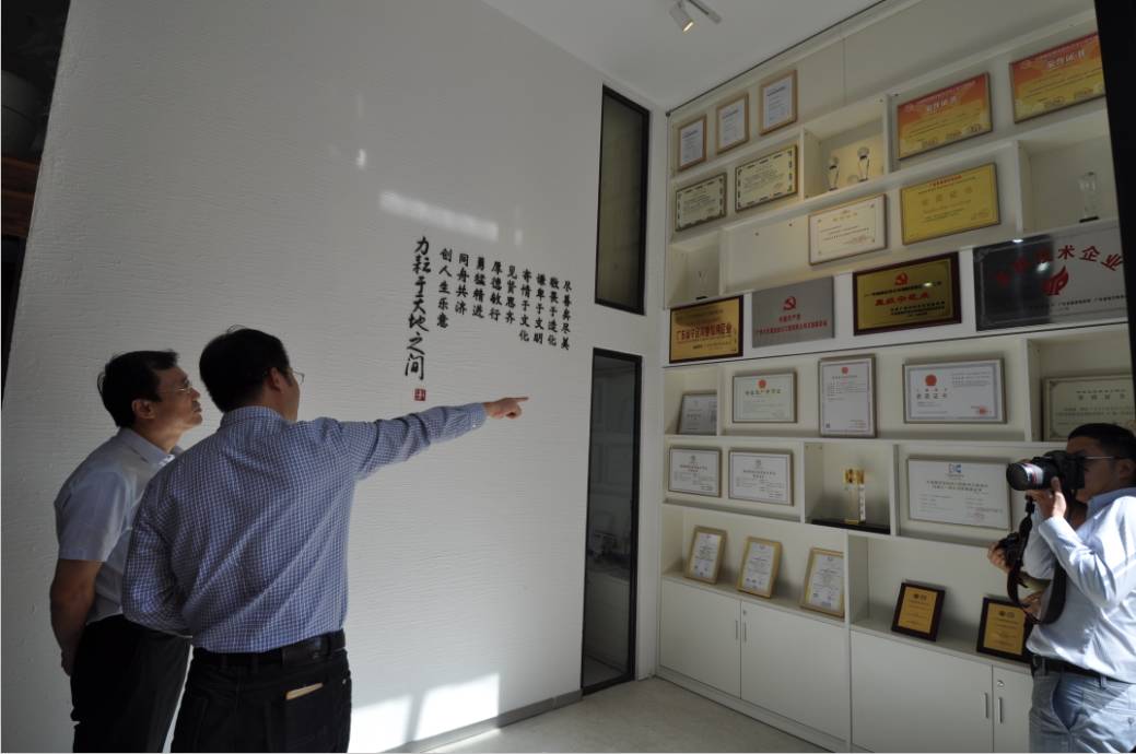 中超劲旅实力展示，斗志昂扬胜利在望势不可挡 